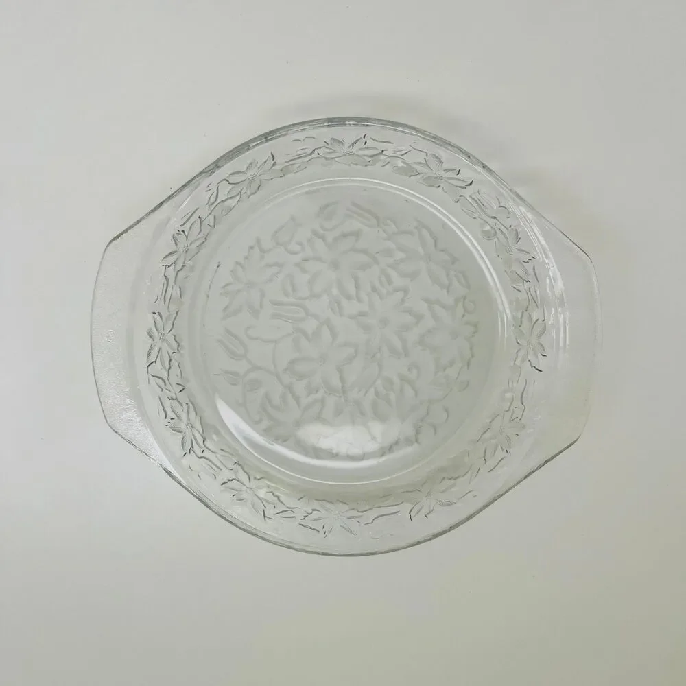 PRINCESS HOUSE Fantasia Crystal Embossed Poinsettia Pie Plate Glass